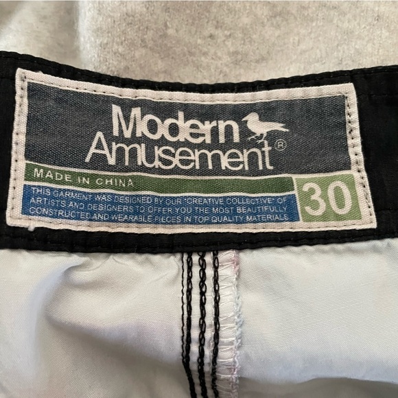 Modern Amusement Tie Dye Retro Board Swim Shorts Size 30 - Picture 3 of 9